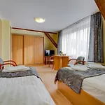 Gasthof Osrodek Wypoczynkowy Barta, Sauna, Jacuzzi, Bilard Tylicz