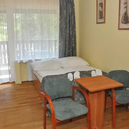 Osrodek Wypoczynkowy Barta, Sauna, Jacuzzi, Bilard בית הארחה